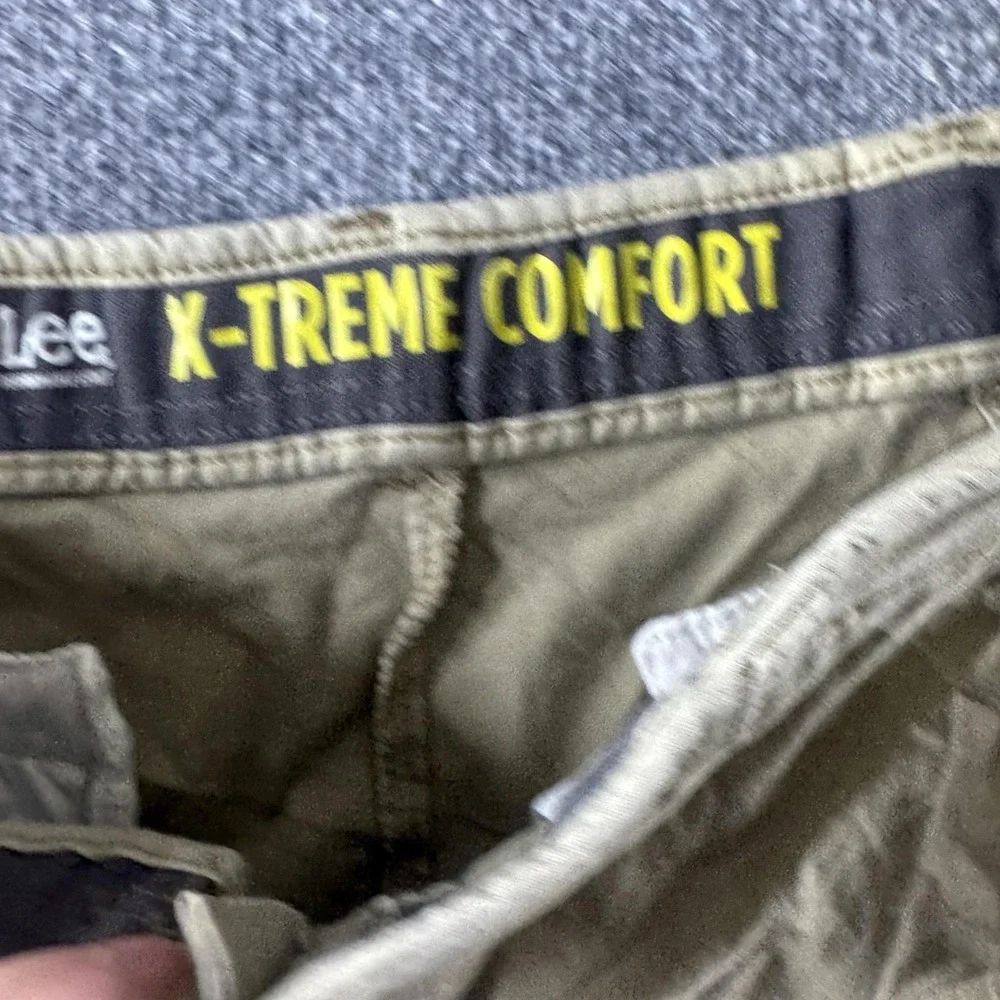 Lee X-Treme Comfort Pants Mens 34x30 Beige Stretch Chino Straight Flat Front